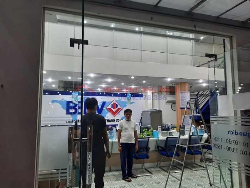 sửa cửa kính tại nhà